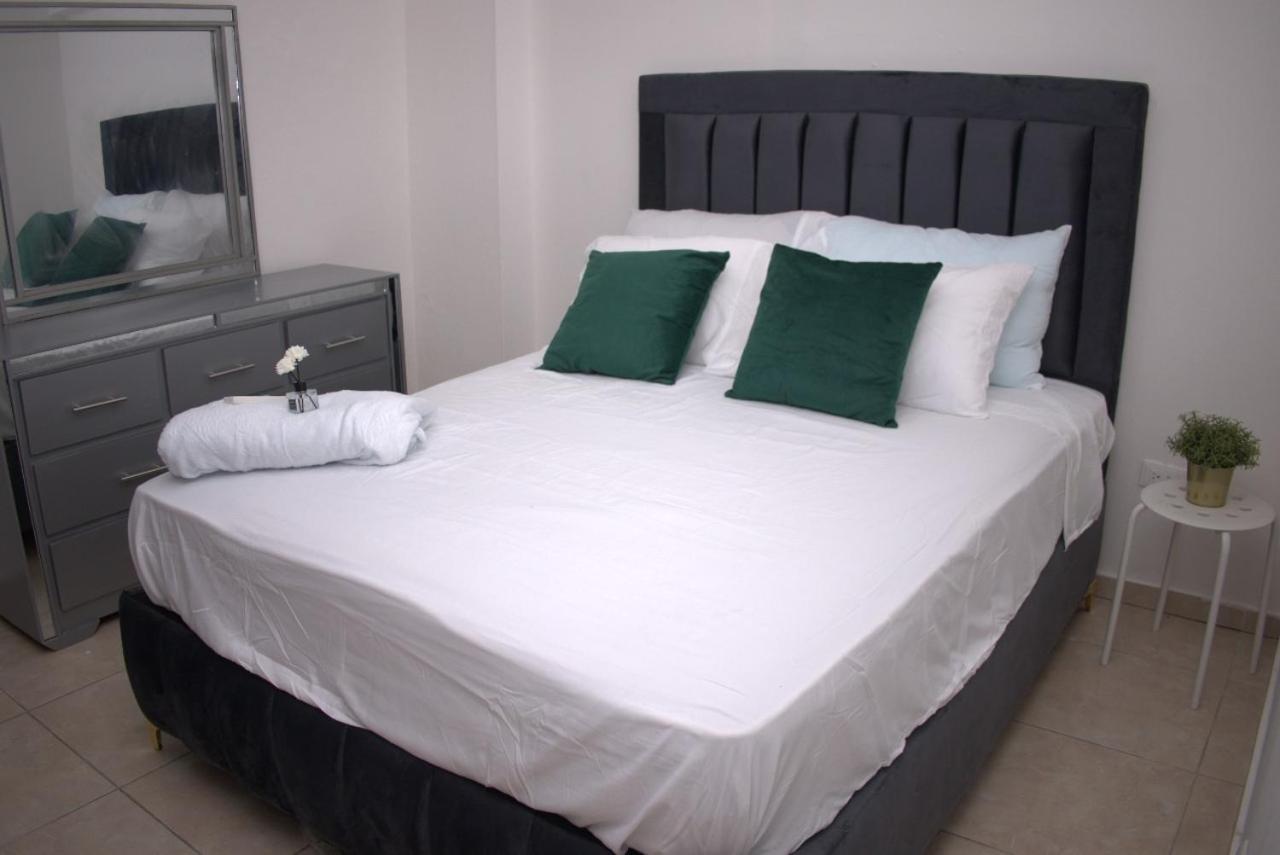 Residencial Ana Maria Otel Santo Domingo Dış mekan fotoğraf